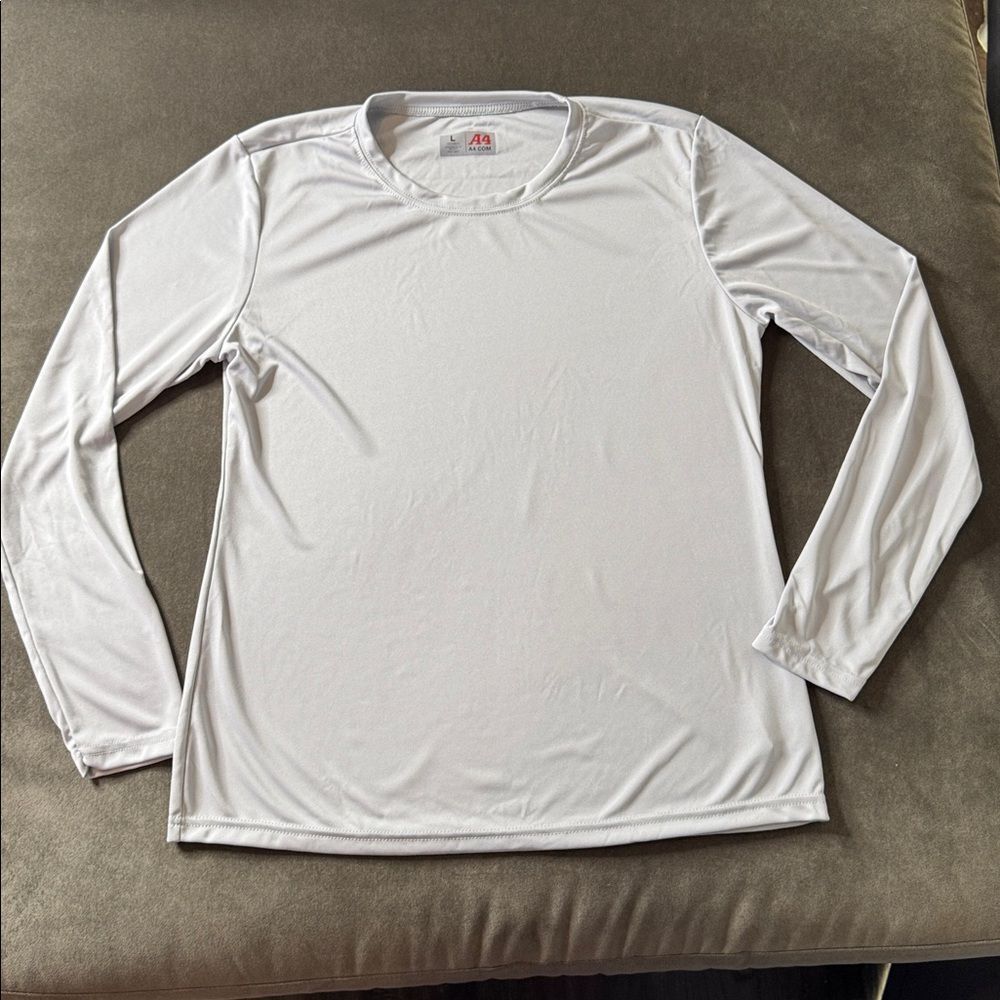 Women’s A4 Cooling Performance Long Sleeve T-Shirt Light Silver Size L NWOT